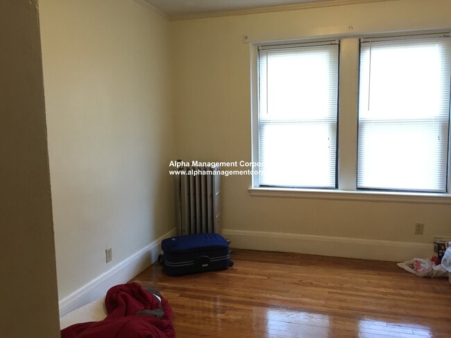 Foto del edificio - 349 Pleasant St