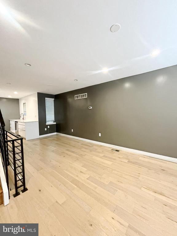 Building Photo - 2626 Gerritt St