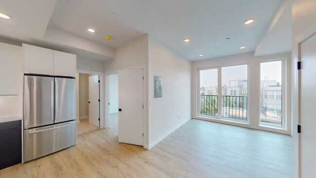 Building Photo - 24 Mt Pleasant St