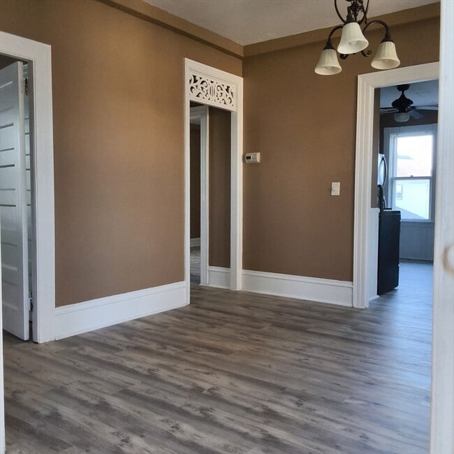 Building Photo - 517-519 Second St