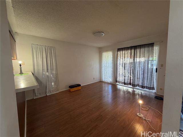 Foto del edificio - 94-226-226 Kumumao Pl