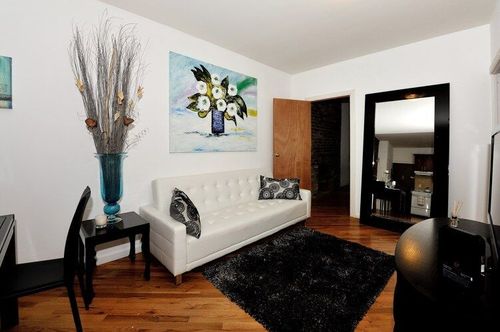 Primary Photo - 121 W 25th St