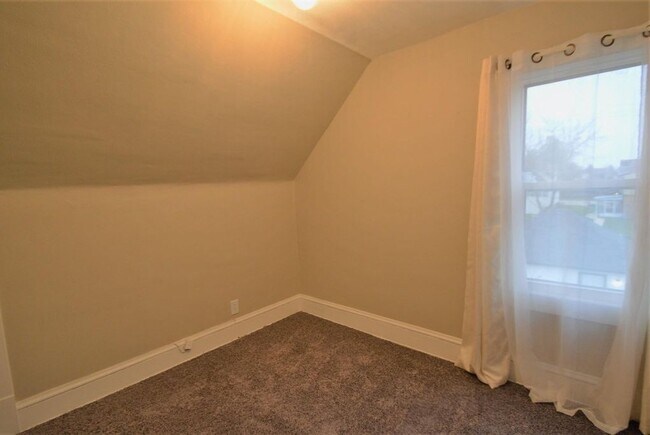 Bedroom 1 - 1315 Michigan Ave