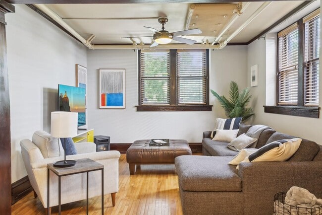 Building Photo - 3006 W 44th St