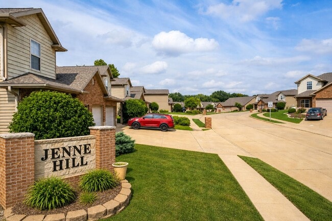 Building Photo - Jenne Hill Townhomes