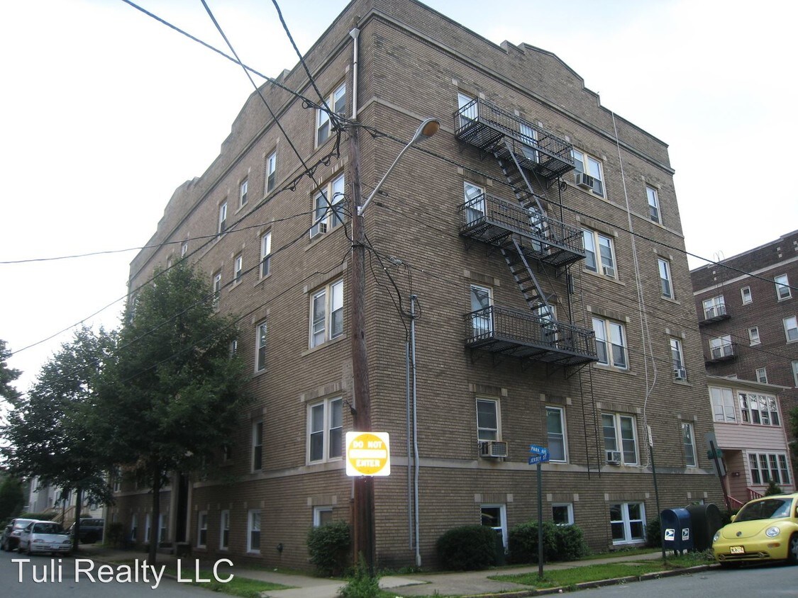 Primary Photo - 24 Jersey St