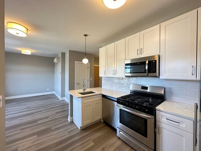 Foto del edificio - 3934 N Janssen Ave