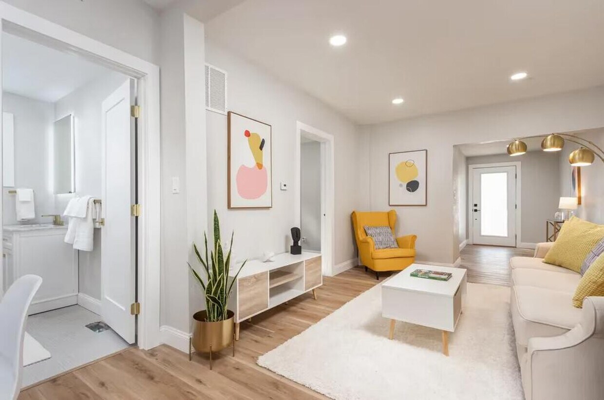 Foto principal - 1034 Berkley Ave