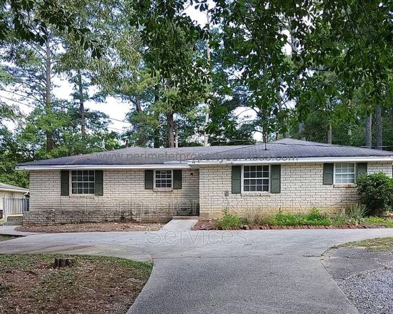 9698 Pine St NE Unit 98 Pine St NE, Fairburn, GA 30213 Condo for