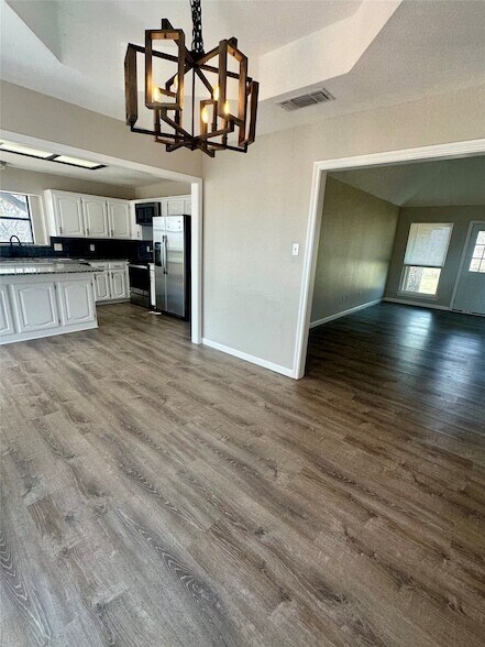 Foto del edificio - 127 Lori Dr