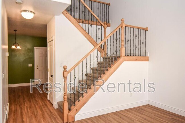 Foto del edificio - 1020 N 130 W