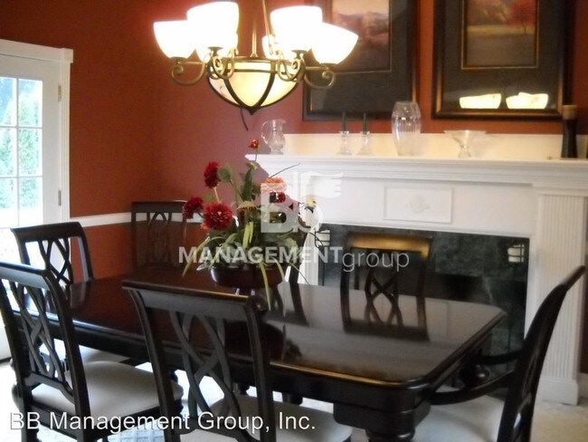 Foto del edificio - 4 br, 3 bath House - 12496 NW Hartford Street