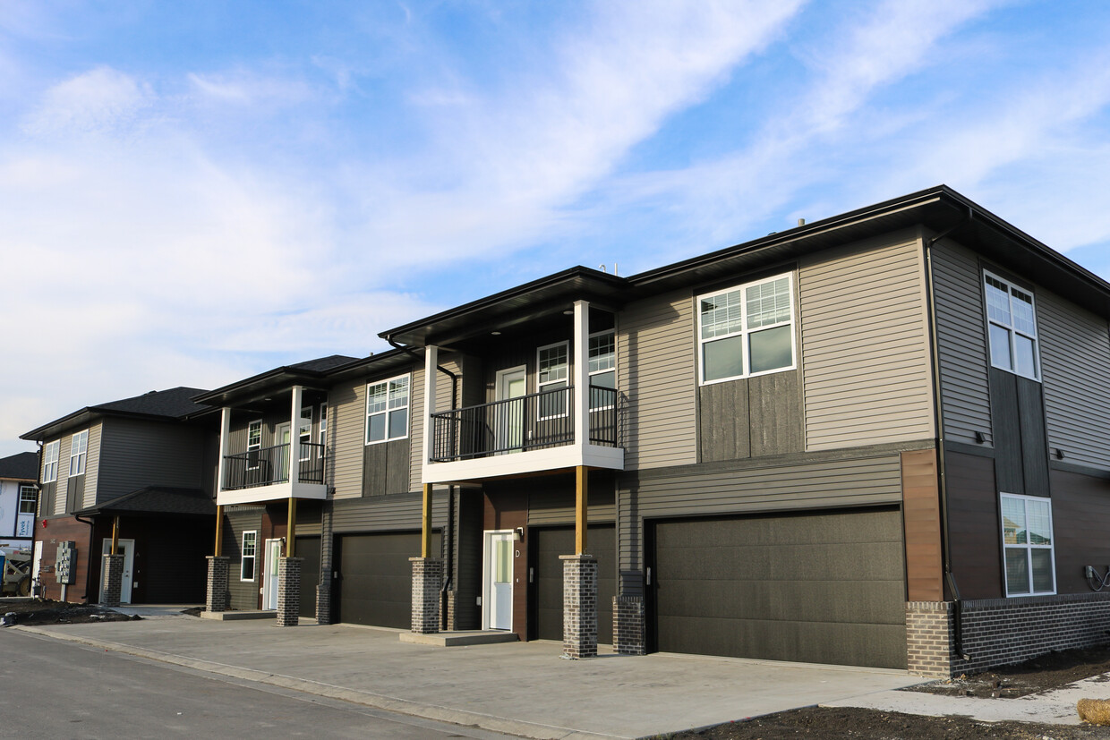 Exterior - Wild Ridge Townhomes