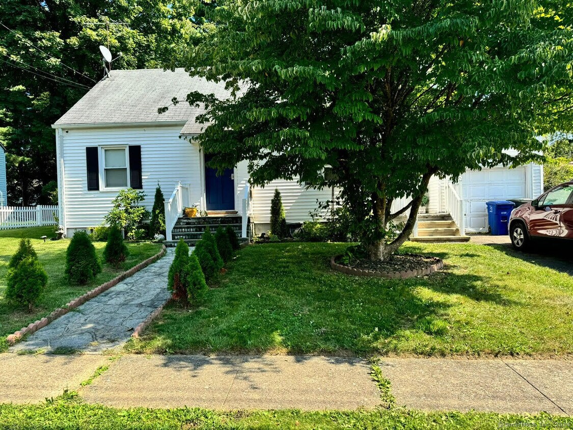 Primary Photo - 82 Barclay St