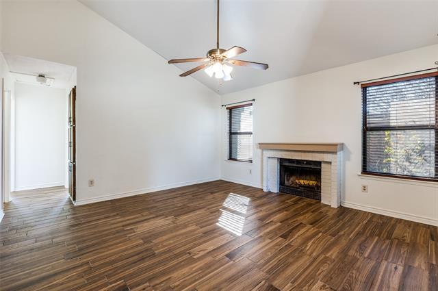 Building Photo - 661 Prairie Dell St