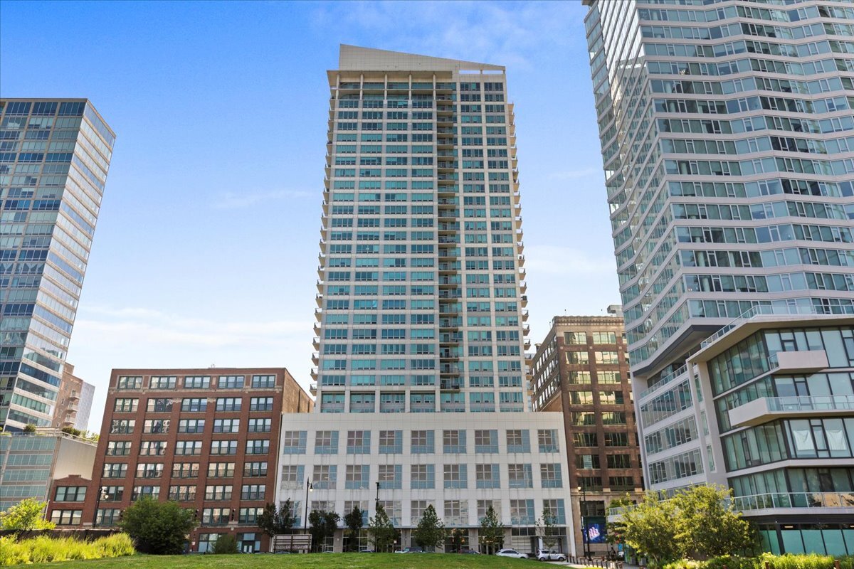Foto principal - 701 S Wells St