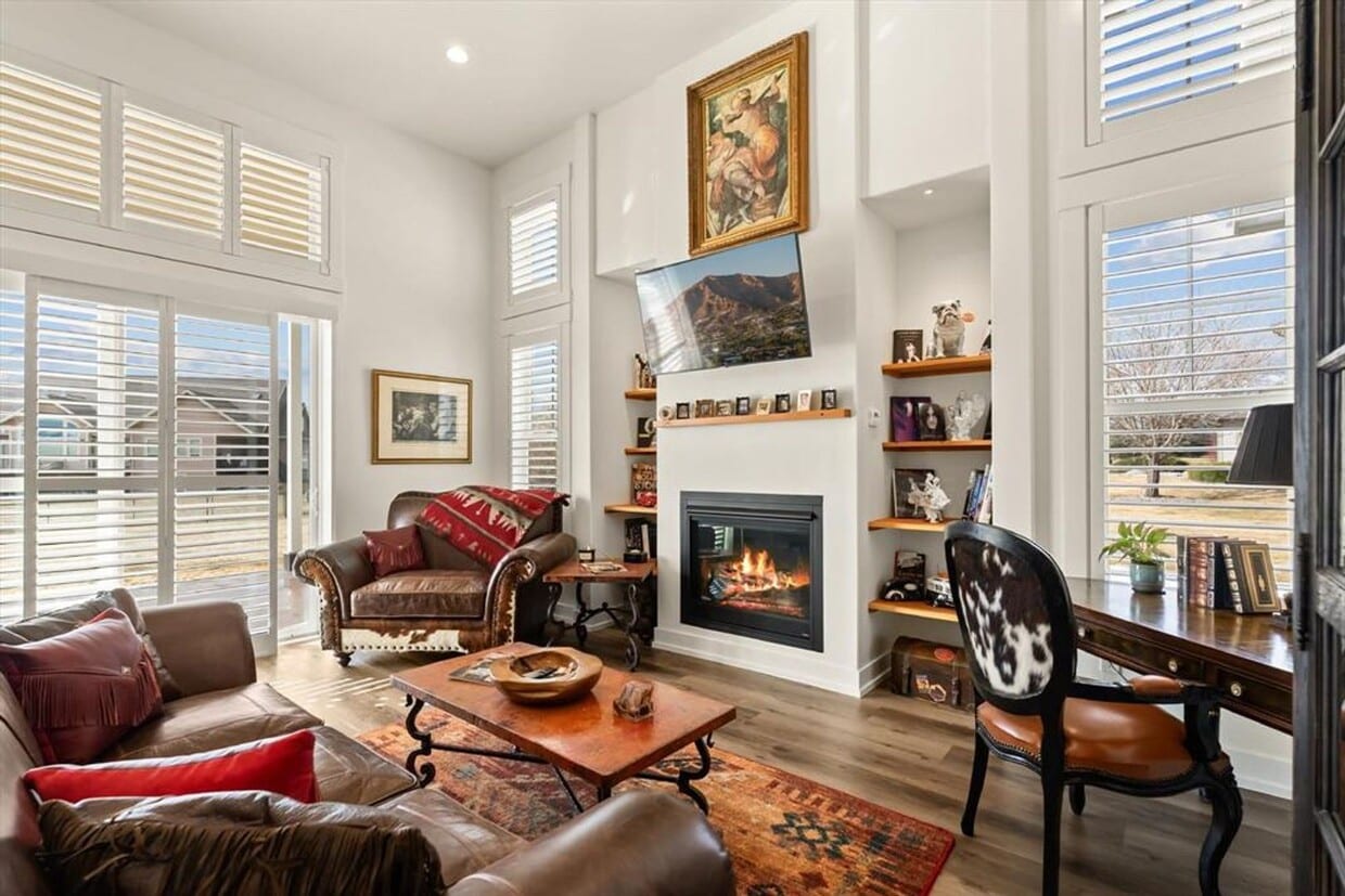 Primary Photo - Stunning Kalispell Home