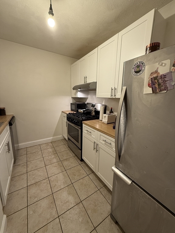 Primary Photo - 296 Columbus Ave