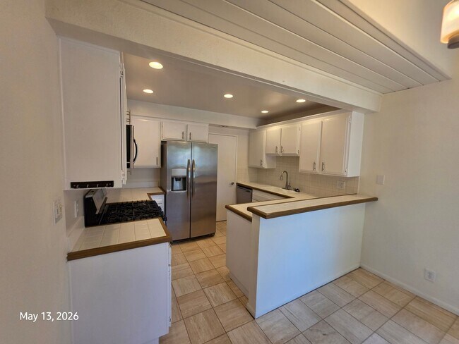 Foto del edificio - County Club Villas: 3 Bedroom 2 Bath Attached Townhouse