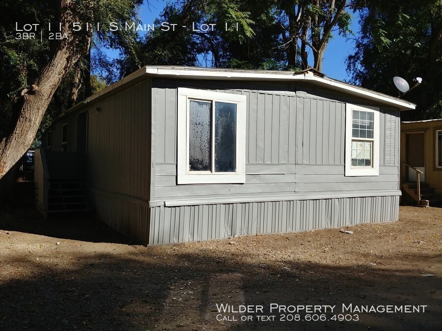 511 S Main St Unit Lot 11, Homedale, ID 83628 Room for Rent in