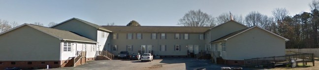 Primary Photo - 67 E Finch Ave