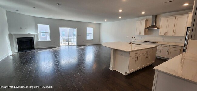 Foto del edificio - 3105 Aviator Ave