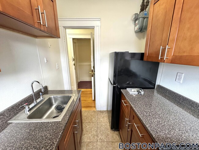 Building Photo - 1179 Boylston St