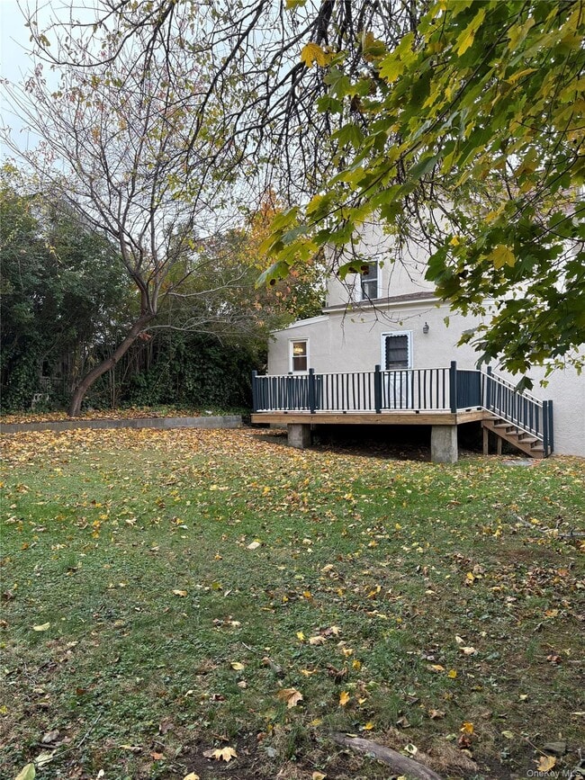 Foto del edificio - 558 Locust Ave