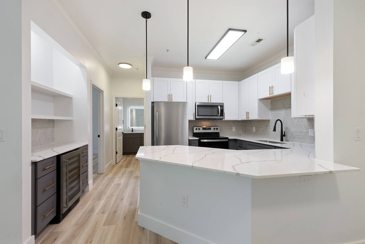 The Banks at Rivergate 12620 Toscana Way Charlotte, NC Apartments