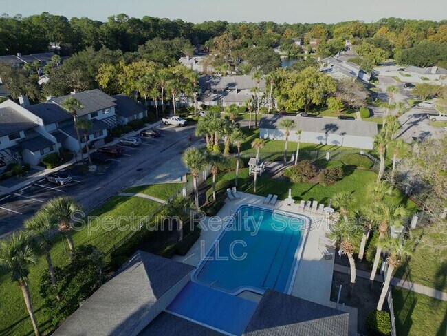 Building Photo - 9360 Craven Rd