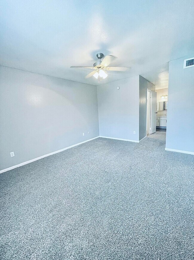 Foto del edificio - 420 Garland Dr