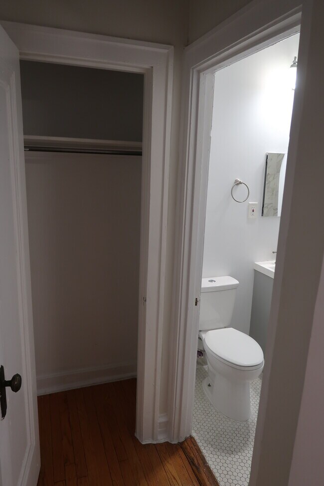 Foto del edificio - 4507 N Keeler Ave