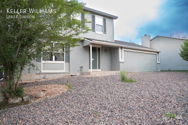 Foto del edificio - 2115 Rimwood Dr