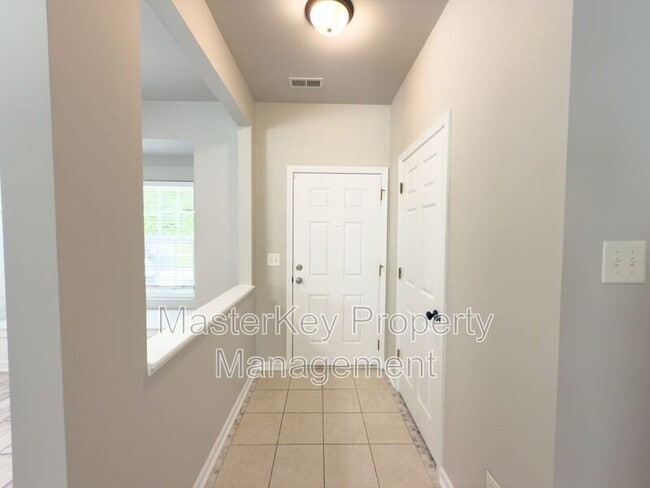 Building Photo - 123 Baberton Dr