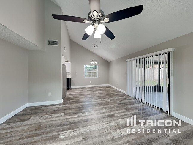 Building Photo - 4356 S Lockwood Ridge Rd
