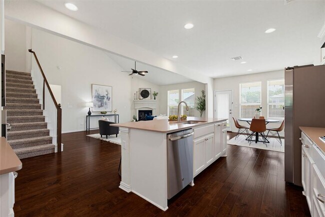 Building Photo - 12613 Twisted Root Dr