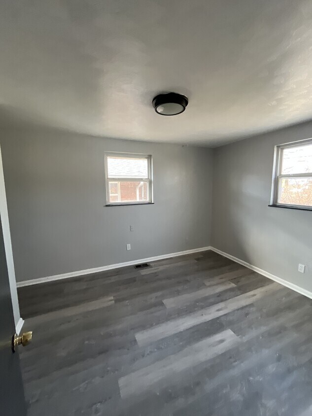 Foto del edificio - 2257 Hepburn Ave