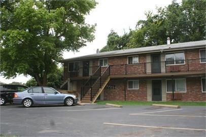 Primary Photo - 467 S Holmes Ave