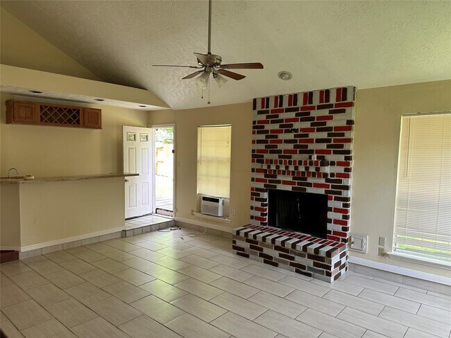 Foto del edificio - 3210 Settlers Way Blvd
