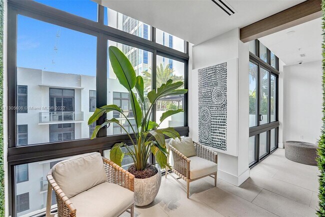 Foto del edificio - 419 SE 2nd St