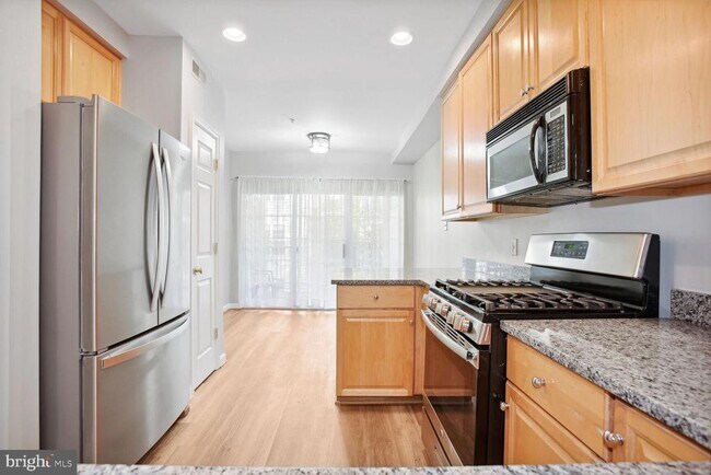 Foto del edificio - 1581 Leeds Castle Dr