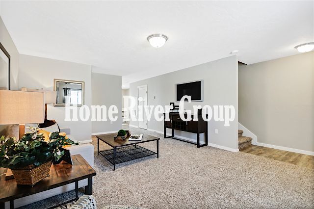 Foto del edificio - 1160 E Plumwood Pl
