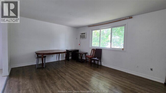 Photo du bâtiment - 3254 Millen St