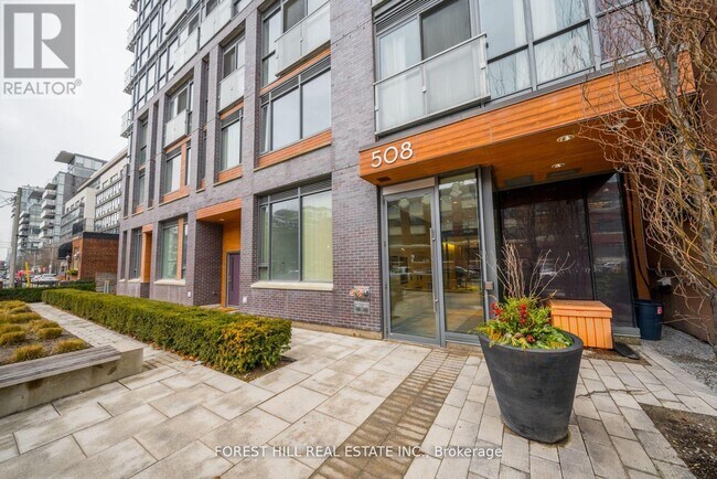 Building Photo - 508 Wellington St W