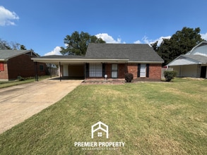 Building Photo - 4910 Cloister Ave