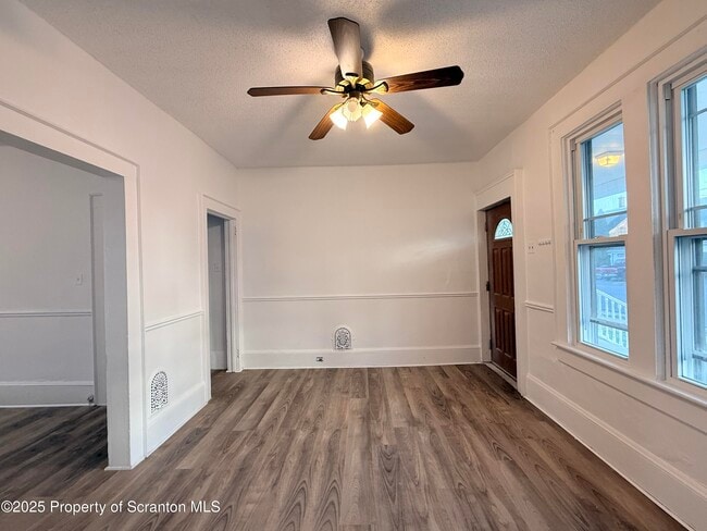 Foto del edificio - 1104 Dartmouth St