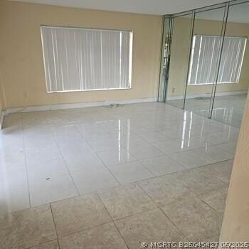 Foto del edificio - 4174 Inverrary Dr