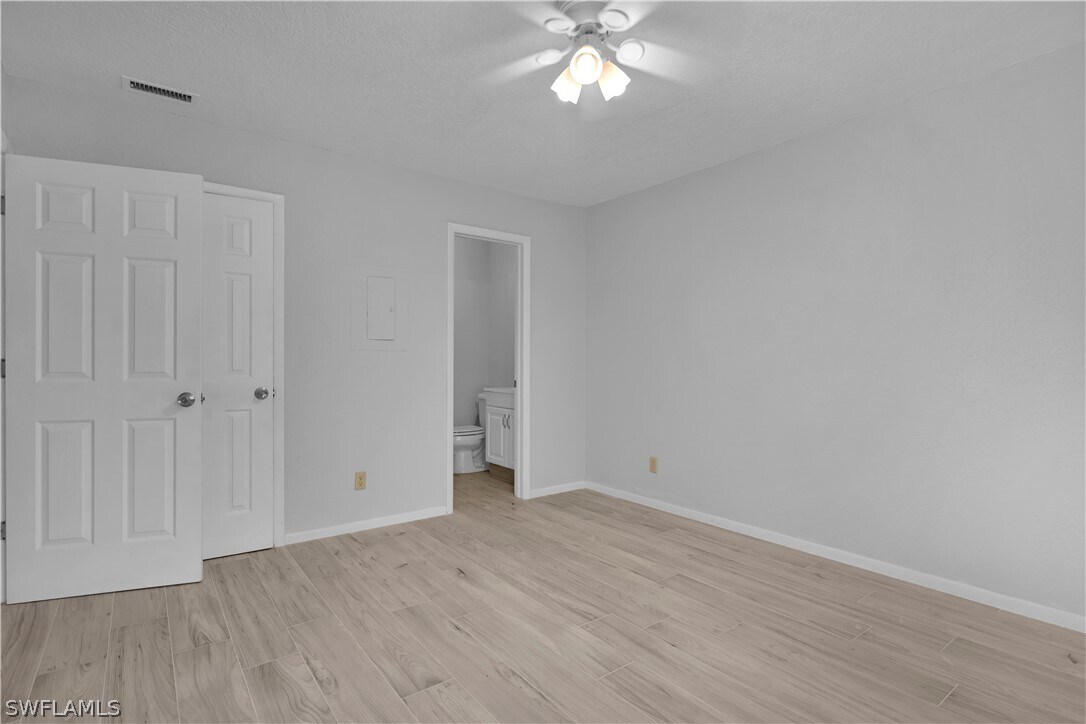 Foto del edificio - 4621 Bayshore Dr