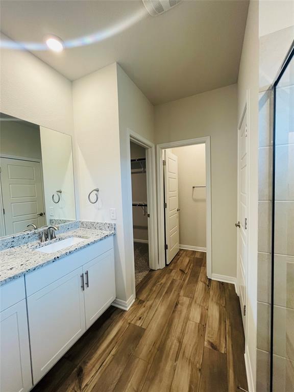 Building Photo - 13724 Heartland Dr