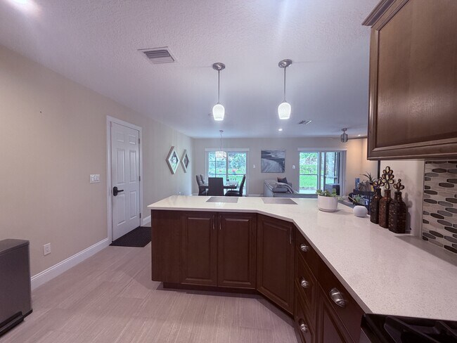 Foto del edificio - 4822 Gamling Ln
